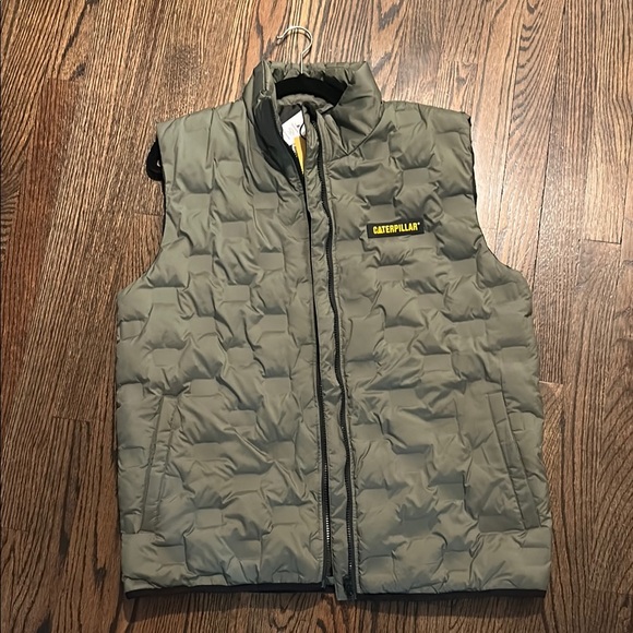 Caterpillar Olive Quilted Vest - Picture 1 of 2
